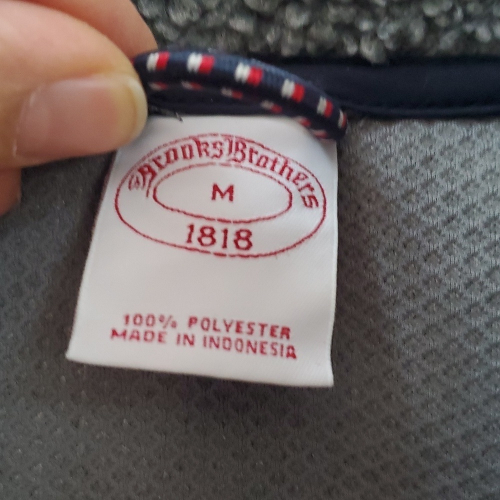 Brooks Brothers Teddy Fleece Vest - Picture 4 of 8